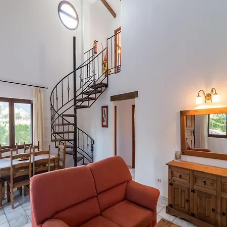 Ibipozo For 6 Near Bolera Reservoir Cuenca (Jaen)