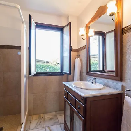 Holiday home Ibipozo For 6 Near Bolera Reservoir *